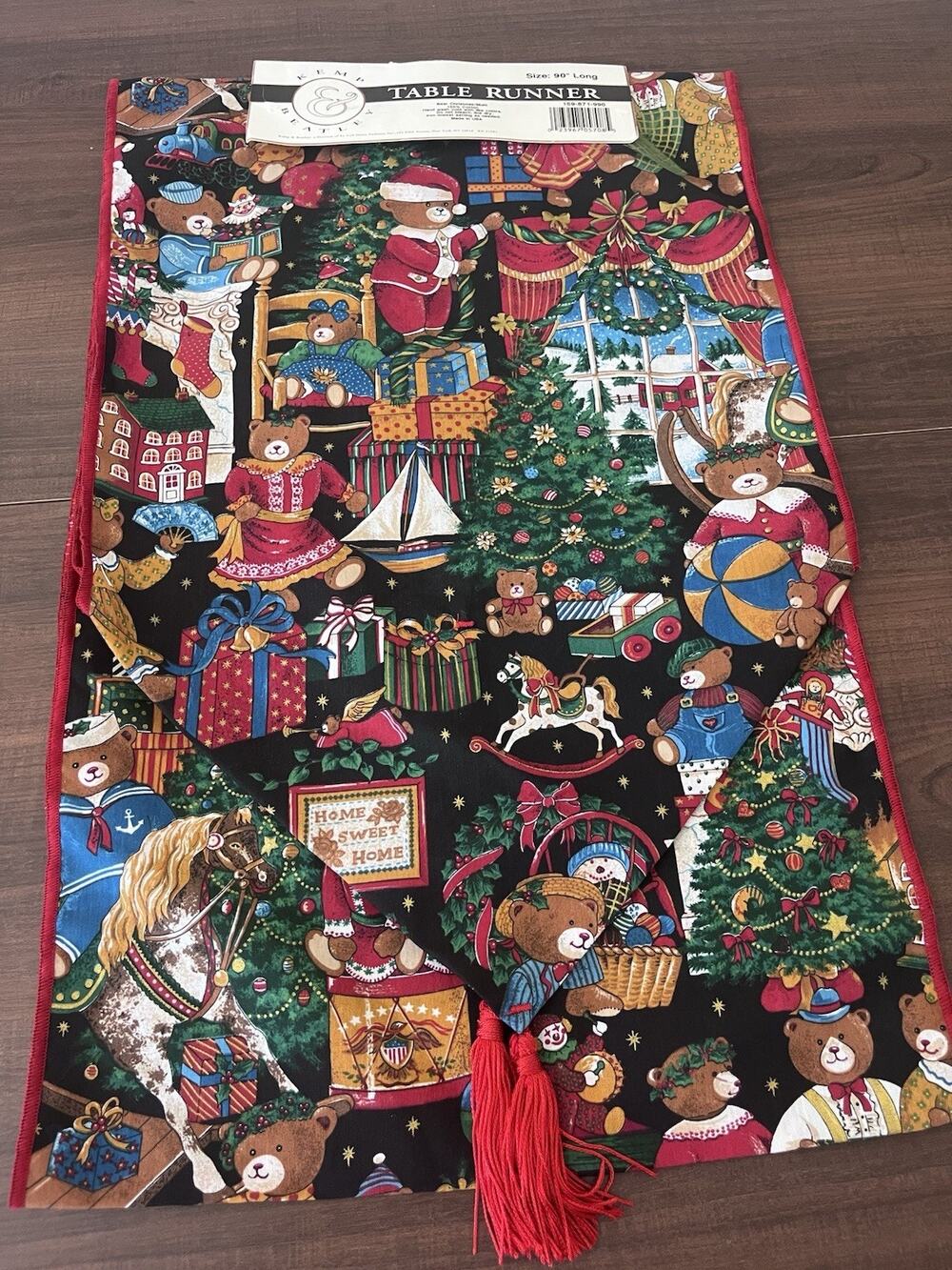Vintage Kemp & Beatley Christmas Bears Table Runner NEW Rare Hard To Find